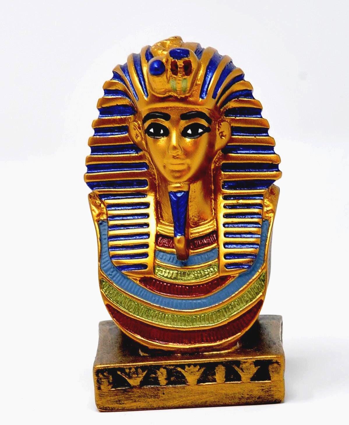 古代エジプトのツタンカーメン王またはネフェルティティ王妃のマスク