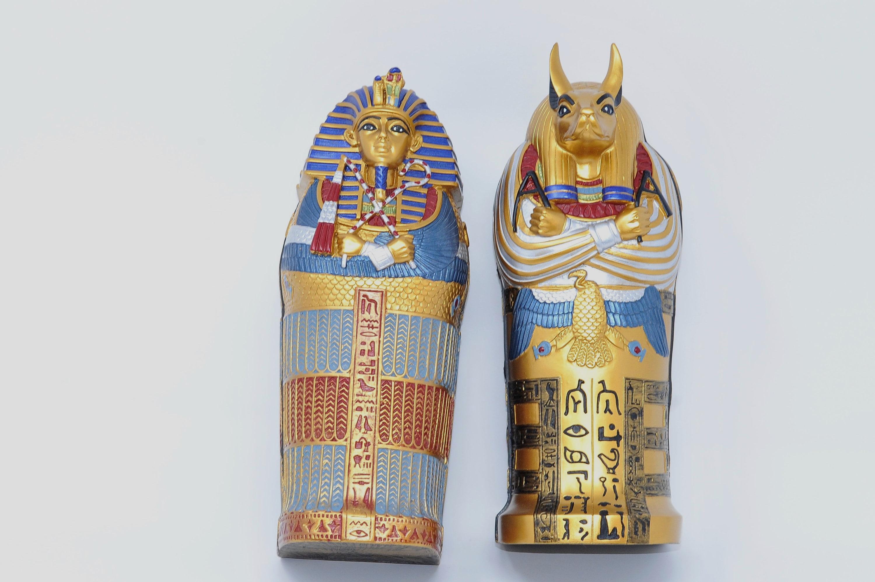 古代エジプト王の棺：ツタンカーメン王またはアヌビス王 - 12インチ