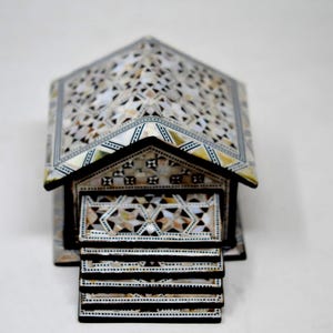 Egyptian Handmade Coasters Set of 6 - Beech wood with inlaid Mother of Pearl Elegant decoration hut made by great details & quality image 8