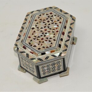 Amazing Egyptian Handmade Jewelry Box Beech wood with inlaid Mother of Pearl image 4