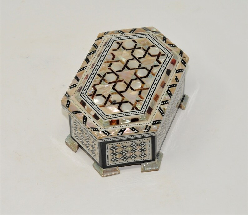 Amazing Egyptian Handmade Jewelry Box Beech wood with inlaid Mother of Pearl image 7