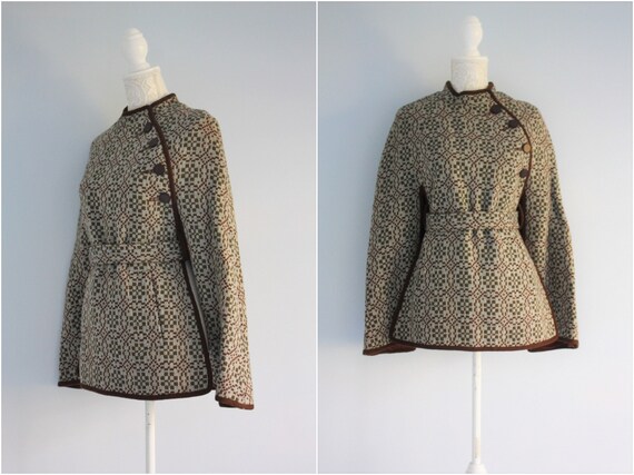 WELSH TAPESTRY cape in shades of brown, ECLIPSE C
