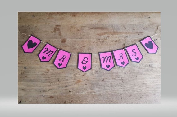 MR/&MRS BUNTING BANNER WEDDING PARTY HEN NIGHT GARLAND DECORATION VINTAGE NEW