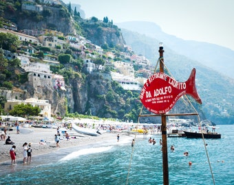 señal de barco, playa, Positano, Italia 2019.