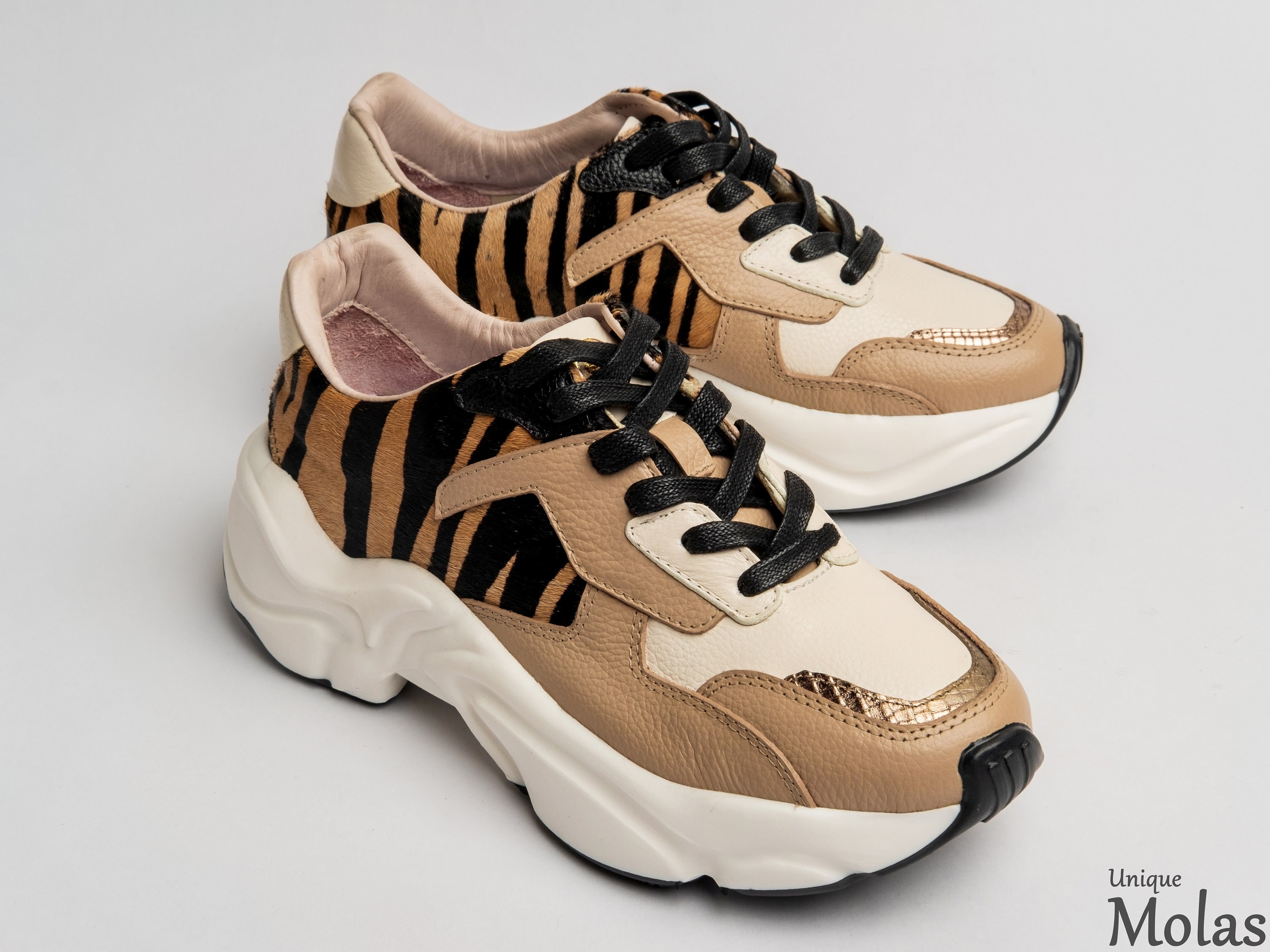 Zapatillas casual de cuero para mujer
