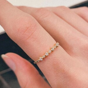 Diamond Cluster Wedding Band par SagittariusFinejwlr,Half Eternity Diamond Band,Gold Diamond Cluster Band,Wedding Band for Her