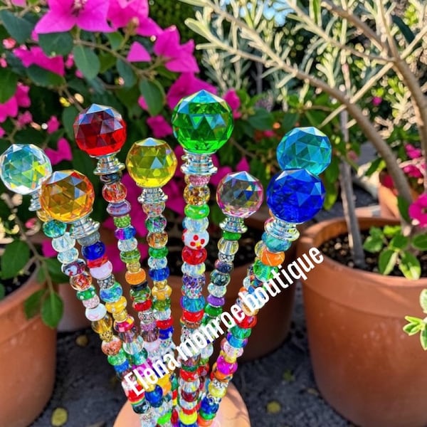 Estaca de jardín enjoyada de 14 pulgadas, estaca para maceta, vara de jardín de prisma redondo, estaca de jardín de hadas, adorno para plantas, estaca para planta en maceta, colorida, regalo