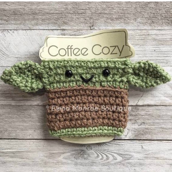 Crochet yod cozy, galaxy hero cozy, Star cup cozy, wars cup cozy, green alien can sleeve, beer sleeve, baby alien cup sleeve, fathers Day