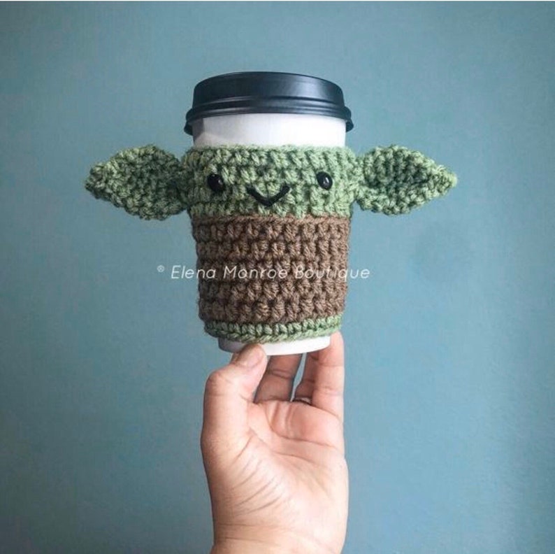 Crochet yod cozy galaxy hero cozy Star cup cozy wars cup image 2