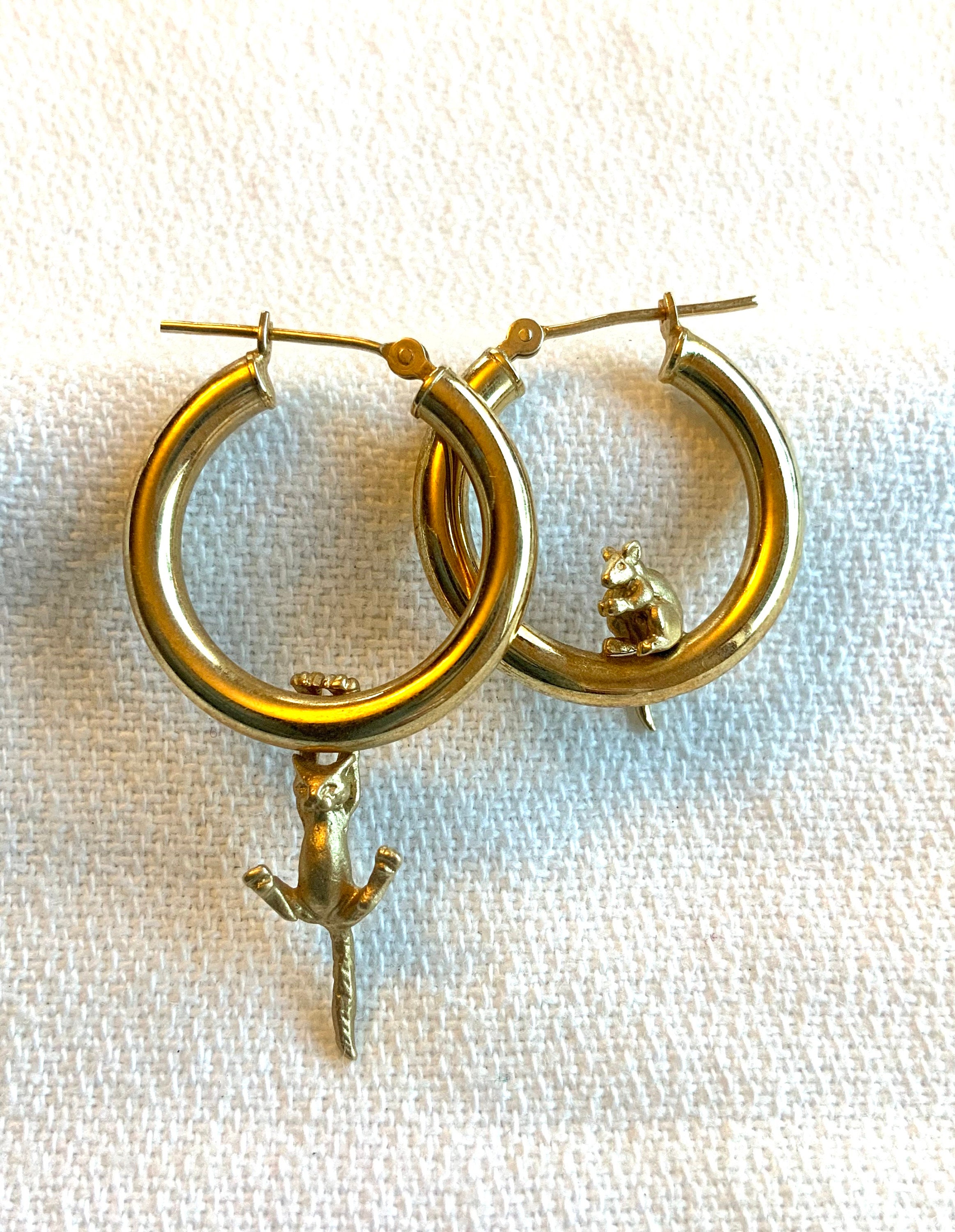 Vintage 14K Gold Earrings PBD Peter Brams Designs Cat & Mouse Drop 