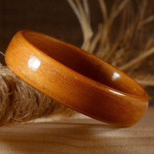 Personalized yew wood ring - wedding ring for couples for him and her - handmade wooden ring in France