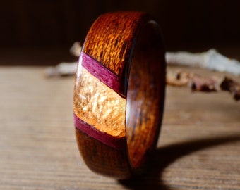 Alliance or rose et bois d'acajou-bague en bois pour elle - Anneau de fiançailles fait main en bois personnalisé - bague de demande