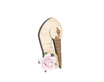 Broche en bois Cėlestine la Cigogne - Fleur