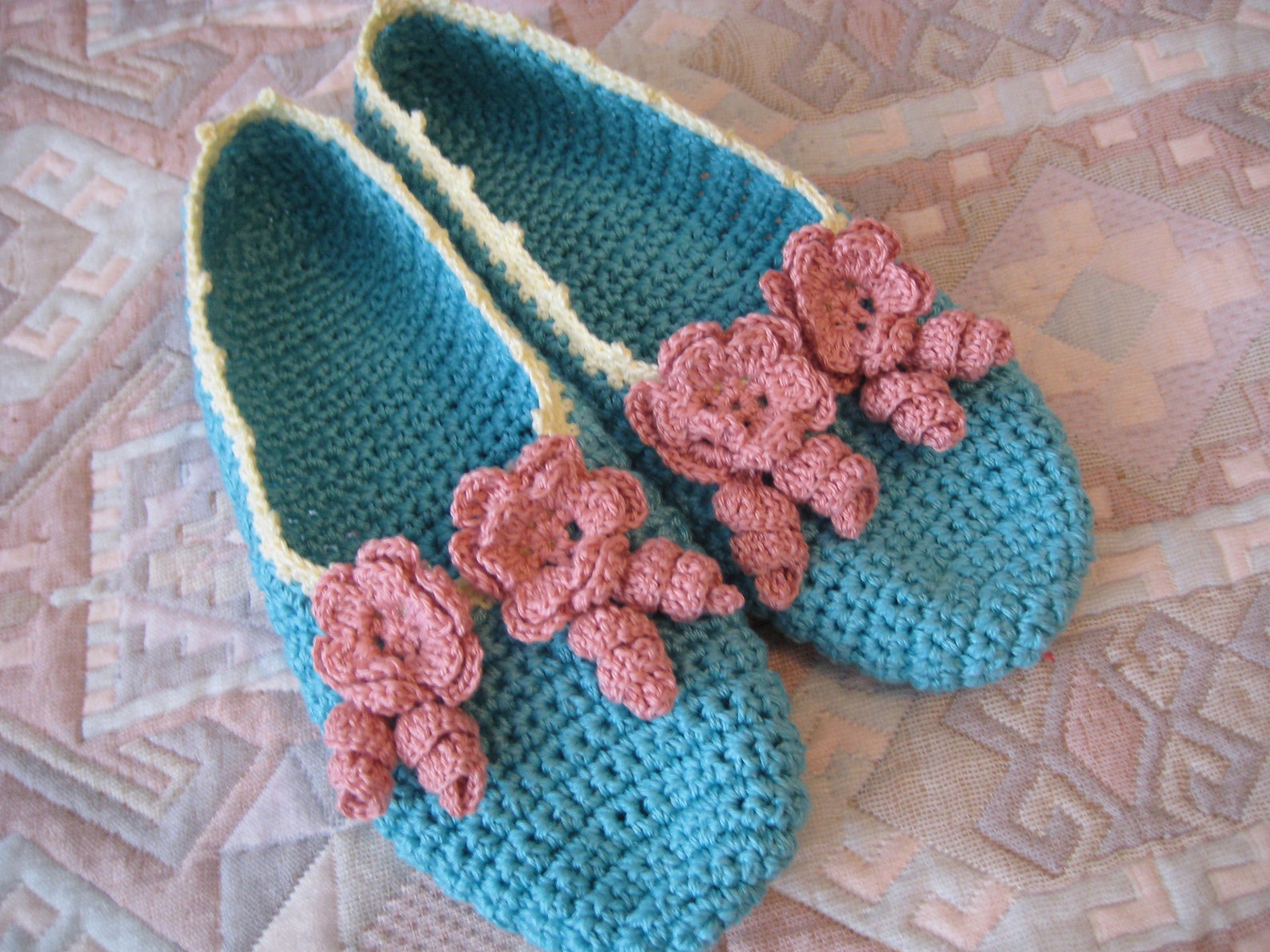 crochet ballet slippers, turquoise color, cotton, two flower decoration, gift for woman for mom for girlfriend, home slippers, n