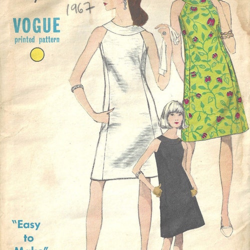 1785 1960 s Vintage Vogue Sewing Motif B34 ROBE Simonetta d'Italie 1785 1960 s Vintage Vogue Sewing Motif B34 ROBE Simonetta d'Italie