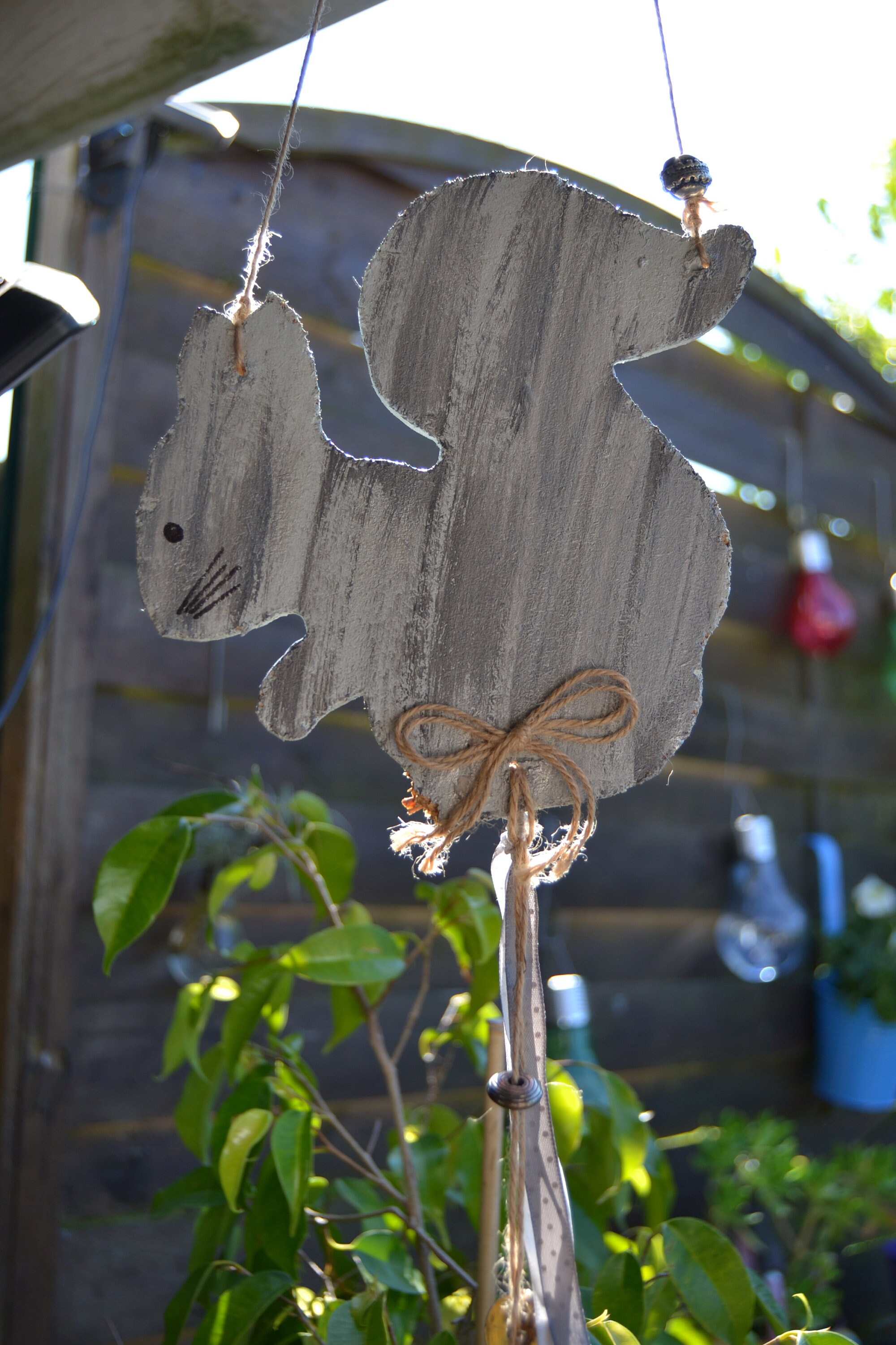 Suspension en Bois Écureuil-Squirrel-Mobile-Home Décor-Hand Made-Ficelle-Bois-Atelier Crearecup