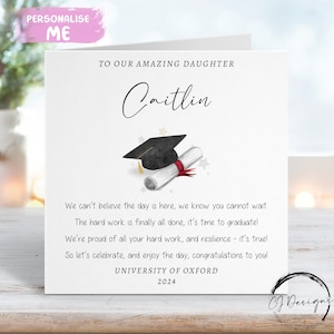 Biglietto di laurea personalizzato con poesia per figlia - con berretto e pergamena - Al mio/al nostro nome e università - Biglietto di medie o grandi dimensioni - QUALSIASI ANNO - Biglietto con versi