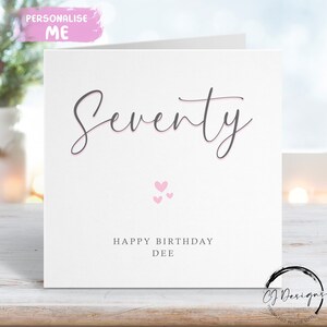 Carte d'anniversaire personnalisée pour 70 ans - Carte de voeux calligraphique imprimée rose et grise pour tous les âges 16, 18, 30, 21 ans, 40 ans, 50 ans, 60 ans, 80 ans, 90 ans,