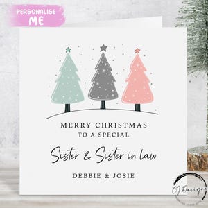 Carte de Noël personnalisée pour belle-soeur et belle-soeur - Carte de couple de femmes minimaliste sur le thème du sapin de Noël avec noms