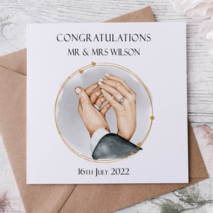 Carte personnalisée de félicitations pour le jour du mariage, avec noms et date, carte de M. et Mme mains des mariés