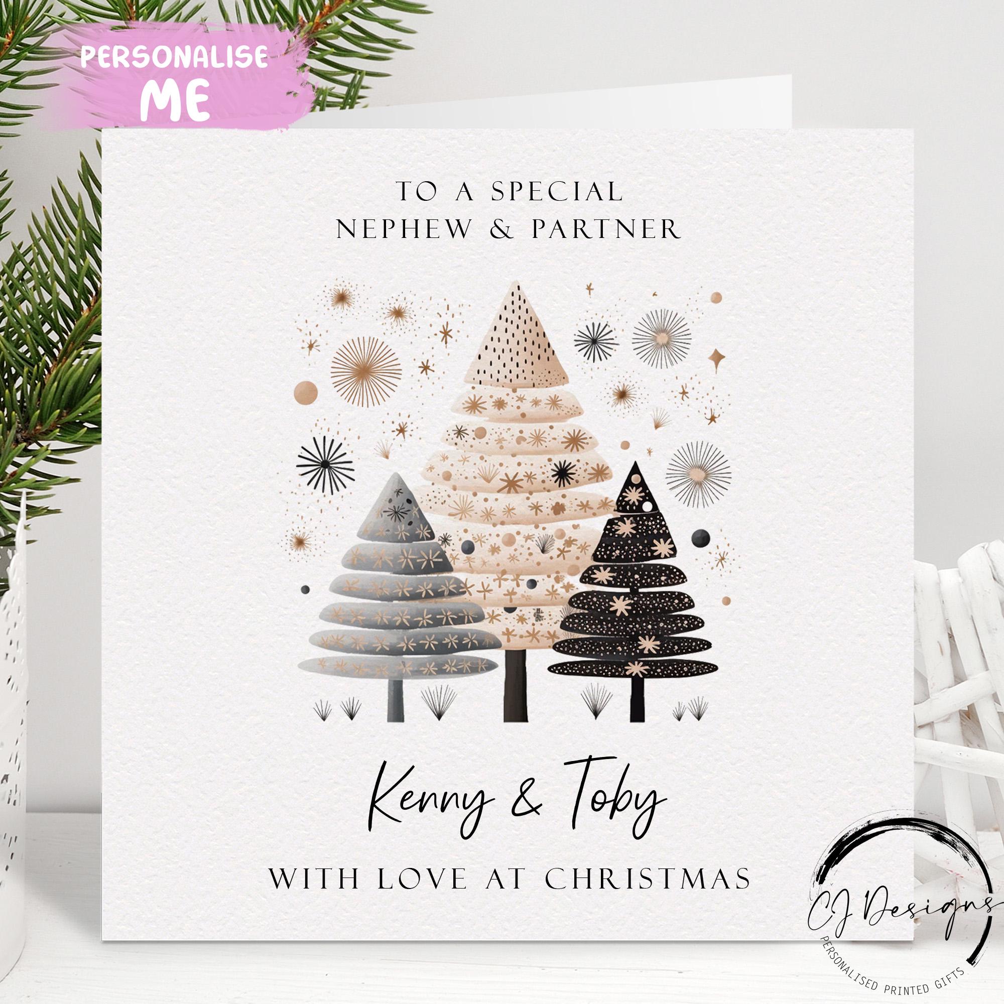 Biglietto di Natale personalizzato per nipote e partner - Biglietto con scena di alberi di Natale rustici e nomi - Italia