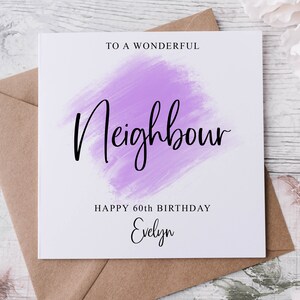 Carte personnalisée d'anniversaire de voisin, carte violette pour elle avec n'importe quel nom et âge 16e 18e 21e 30e 40e 50e 60e 70e 80e 90e