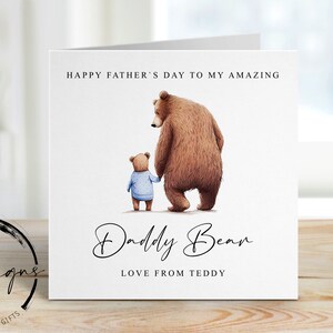 Gepersonaliseerde Daddy Bear Vaderdagkaart voor maximaal 4 kinderen - Daddy and Baby Bear Card for Him Medium of Large kaart Naam en leeftijd