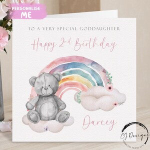Tarjeta de cumpleaños personalizada para ahijada: lindo osito de peluche y arcoíris. Para cualquier edad y nombre. 1.º, 2.º, 3.º, 4.º, 5.º, 6.º, 7.º, 8.º, 9.º y 10.º