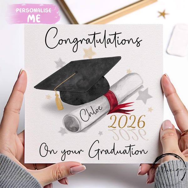Biglietto di auguri personalizzato per la laurea con cappello e pergamena, nastro di colore personalizzabile.