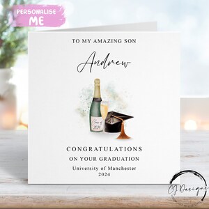 Carte personnalisée de remise des diplômes - avec bouchon, bouteille de champagne et verre - nom et université à ma/à notre carte