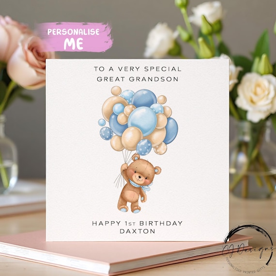 Biglietto Di Auguri Per Il Compleanno Con L'orsacchiotto Ed Il Pallone