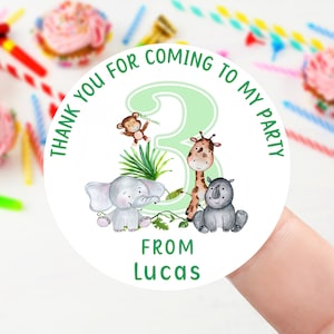 Adesivi di compleanno personalizzati - Età 1-4 anni Tema giungla verde Festa di compleanno Adesivo di ringraziamento 37 mm/45 mm/51 mm/64 mm - Etichette cono dolce