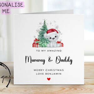 Gepersonaliseerde kerstkaart voor geweldige mama en papa - schattige beer voor een kerstboom met naam