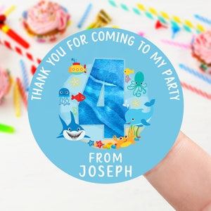 Personalisierte Geburtstagsaufkleber - Alter 1-9 Unter dem Meer Themed Geburtstagsparty-Tasche Danke Aufkleber 37mm / 45mm / 51mm / 64mm - Sweet Cone Labels