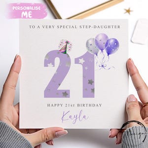 パーソナライズされた継娘の誕生日カード、紫色のライラックの年齢の数字任意の言葉/年齢/名前16歳18歳21歳30歳40歳45歳50歳60歳65歳70歳