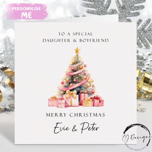 Personalisierte Tochter & Freund Weihnachtskarte Paar Rosa und Gold Thema Bäume und Geschenke Paarkarte