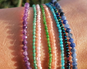 Thin bracelets in faceted semi-precious stones Sunstone, Diopside, Aventurine, Sodalite, Amethyst, Opal, Sodalite, Titanium