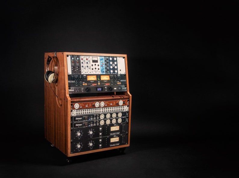 Walnut 14U Studio Production Rack – the Comrade - Ventilated Audio ...