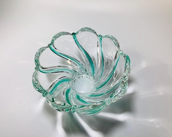 Mikasa Crystal Peppermint Green Swirl Bowl Nut Candy Dish 5.2"