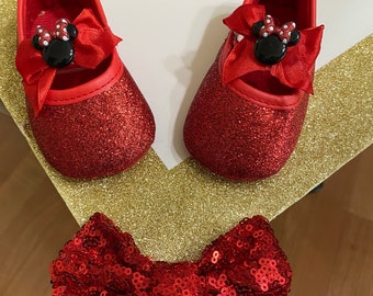 Red Baby Shoes, Glitter Red Baby shoes, Baby red shoes, Girl red shoes, Baby Mickey shoes, Baby birthday shoes, Valentine's Day Baby Shoes