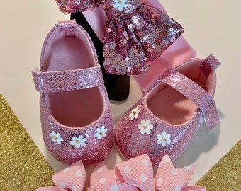 Baby Pink shoes- Pink Girls Shoes-  Pink Glitter  Baby shoes-  baby shoes-Weeding Baby shoes-Dressy baby shoes
