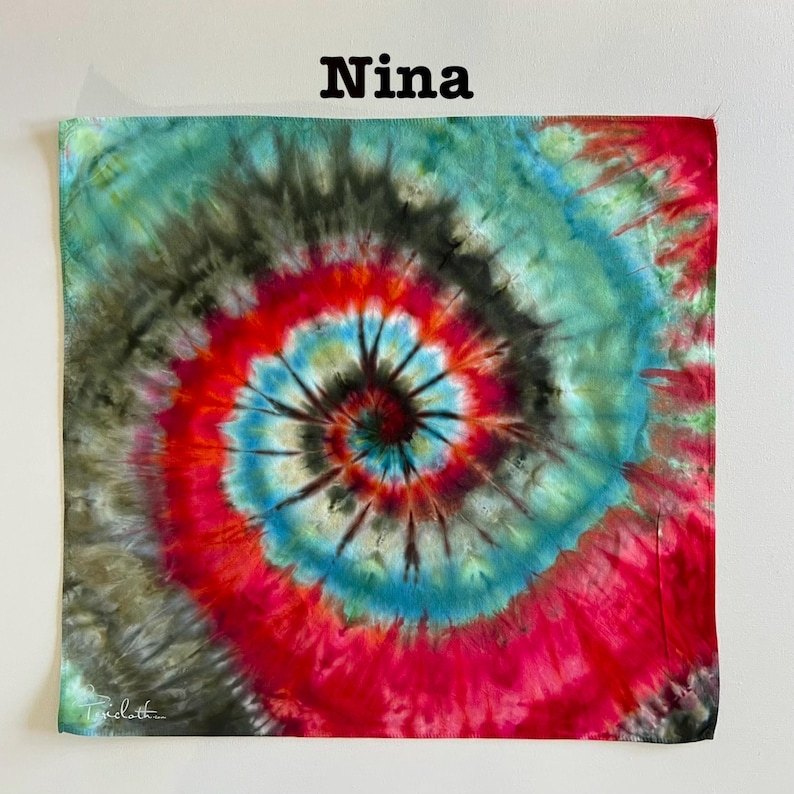 Pañuelo teñido a mano con técnica tie-dye - Pañuelo de algodón colorido - 22x22 Nina