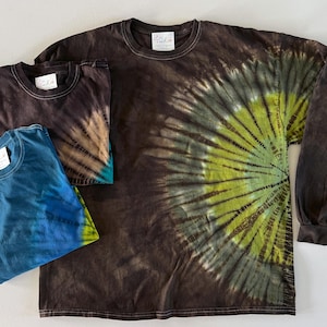 Hand dyed tie dye long sleeve t-shirt / Tie dyed tee shirt / Tye dye shirt / Gift for her / Gift for him