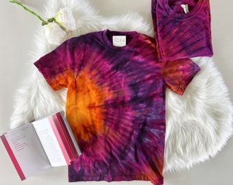 Camiseta de manga corta teñida a mano / Camiseta tie-dye / Camiseta tie-dye unisex / Regalo para ella / Regalo para él