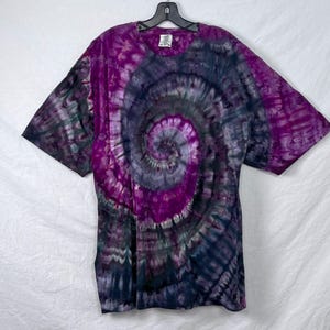 Hand dyed plus size t-shirt / Tie dye tee shirt / Ice dye tshirt / Size Unisex 3X