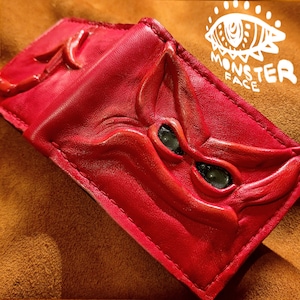Cartera de cuero Red Devil- Necromonicon - Oz - ojos de demonio - cartera.