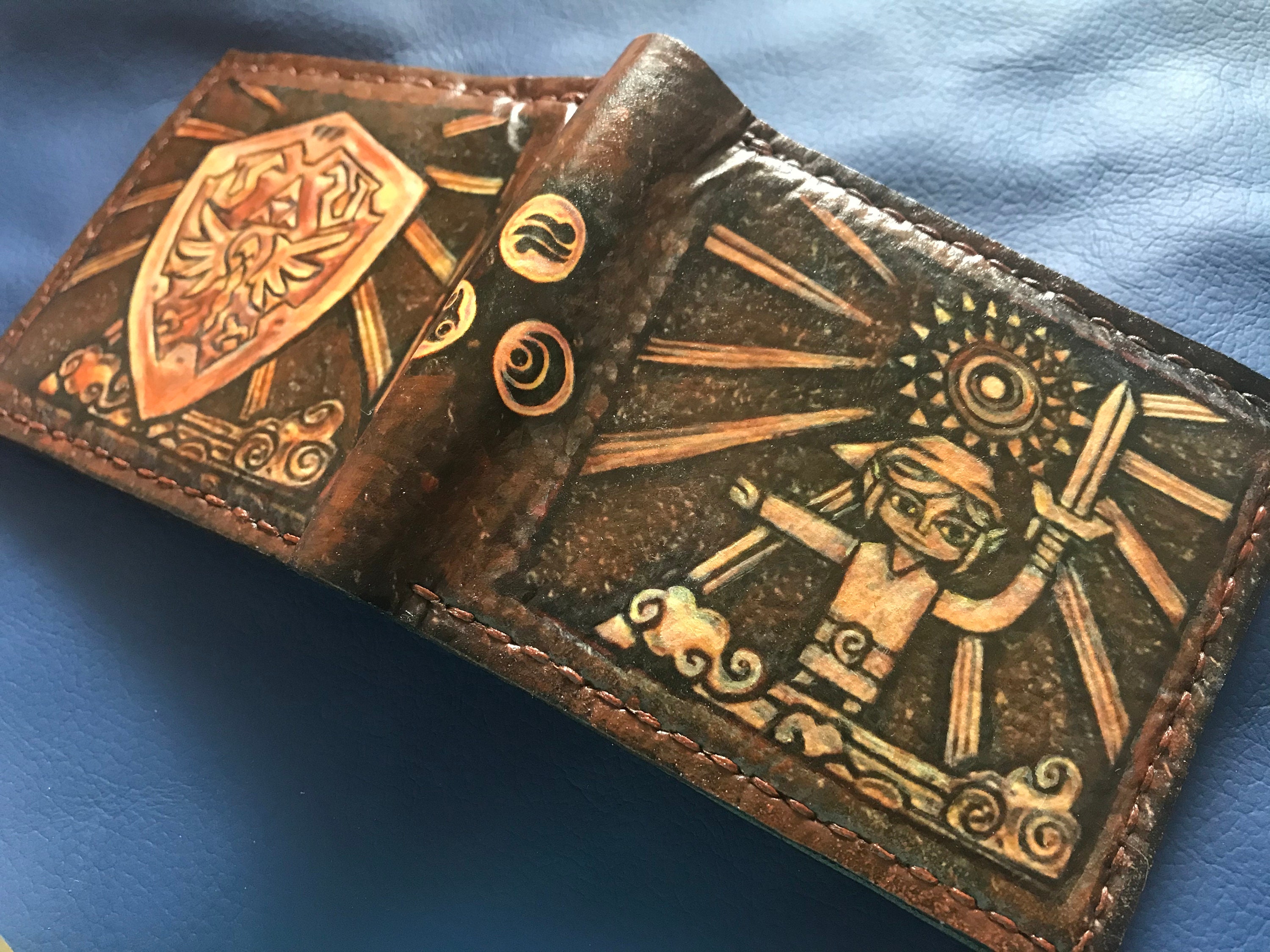 Wind Waker Hyrule Shield soft leather wallet Bifold Wallet Etsy