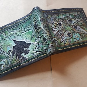GreenWolf Skull - Cartera plegable de cuero - Cartera de calavera hecha a mano -