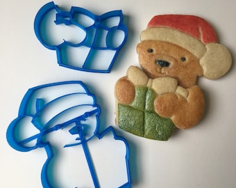 Christmas Cookie Cutter Set - Santa Bear with Gift