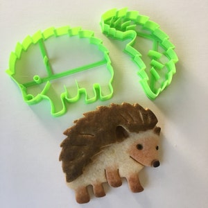Hedgehog Cookie Cutter Set (Top and Bottom) for Layered Cookies | 3D Printed PLA | Woodland Birthday Party or Baby Shower Baking Tool